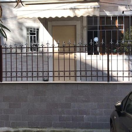Es Apartment Tirana Exterior foto